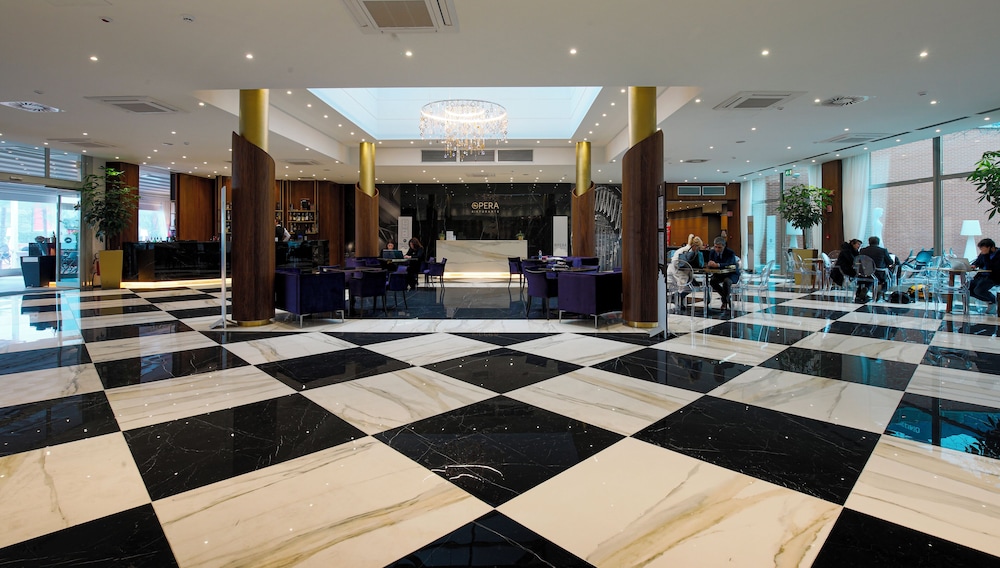 The Sydney (ex Novotel Bologna Fiera) 10/69