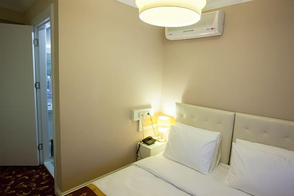 Istanbul Efes Hotel 19/20