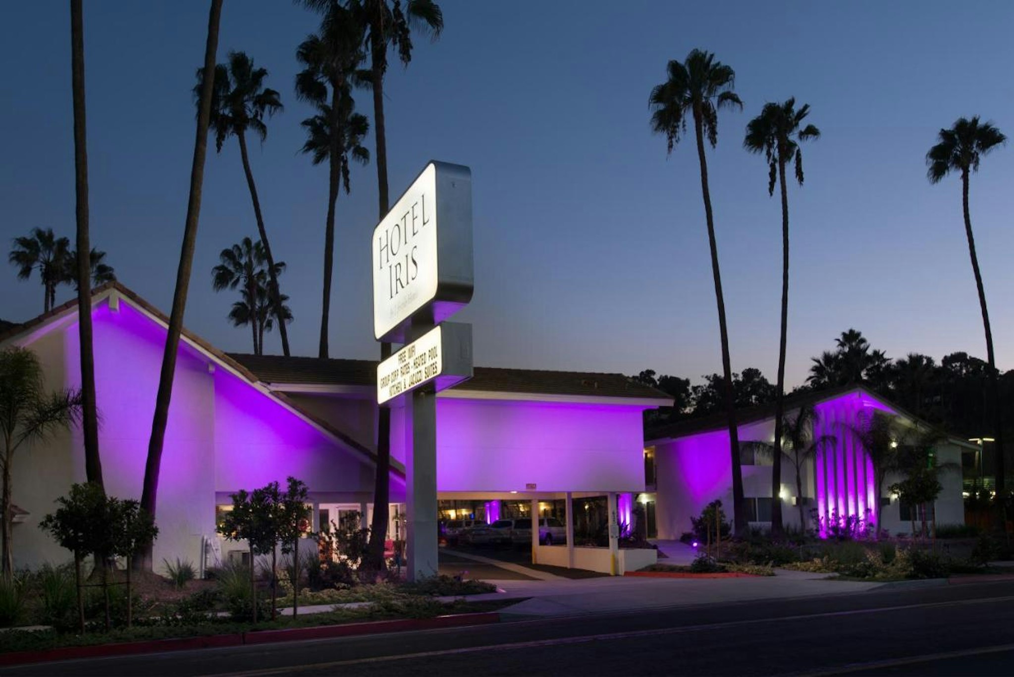 Hotel Iris San Diego 8/45