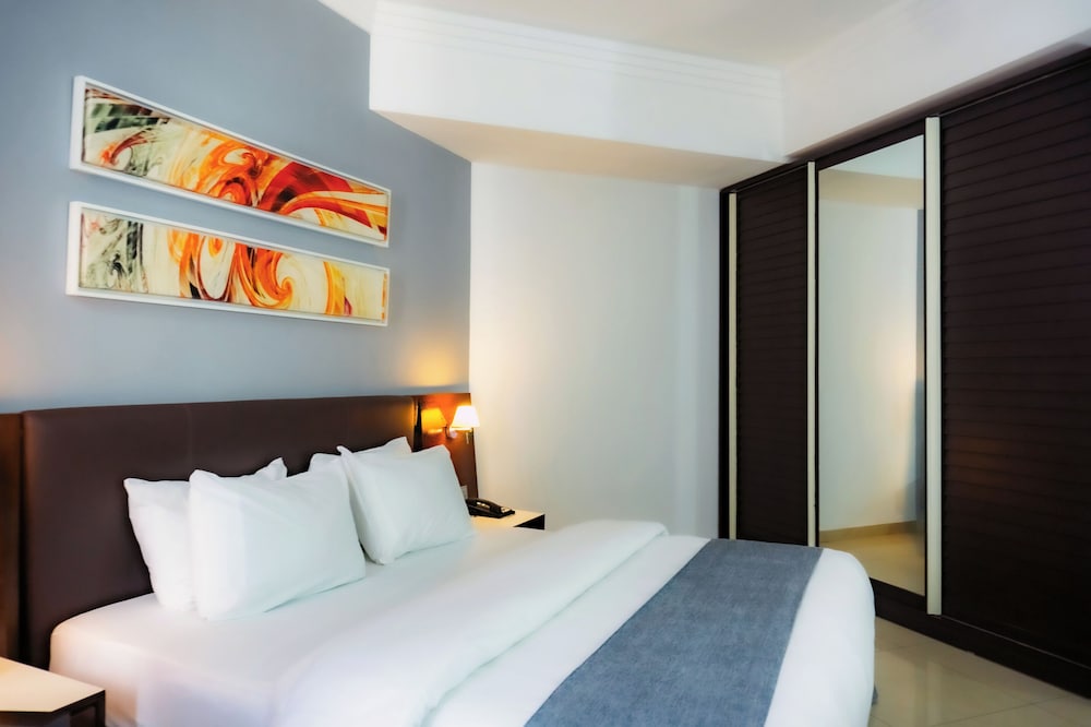 جناح عائلي بسرير كوين بإطلالة على المدينة، The Avenue Suites 2/2
