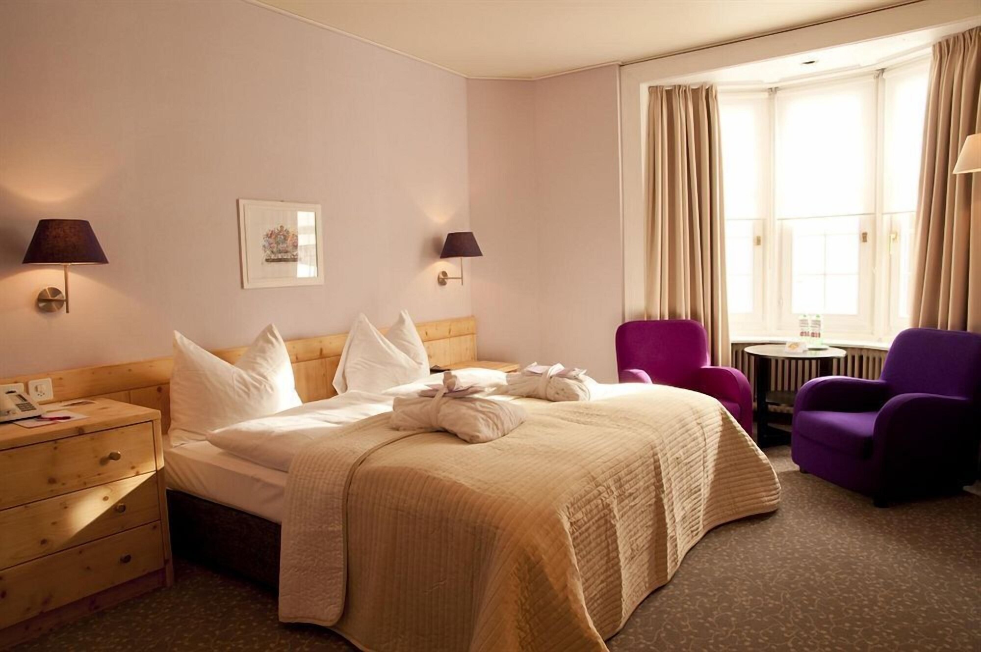 Premium, Double Bed, Main House