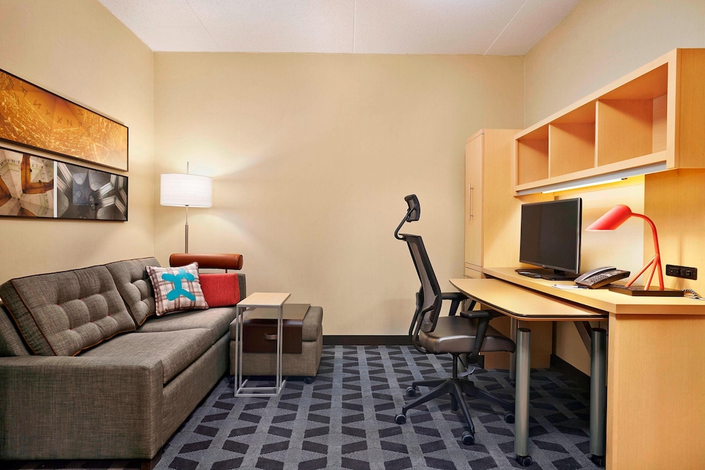 Towneplace Suites by Marriott London 32/58