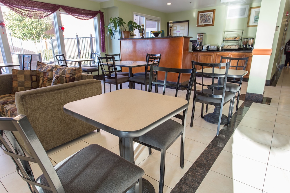 Suites Hayward - Oakland South 30/41