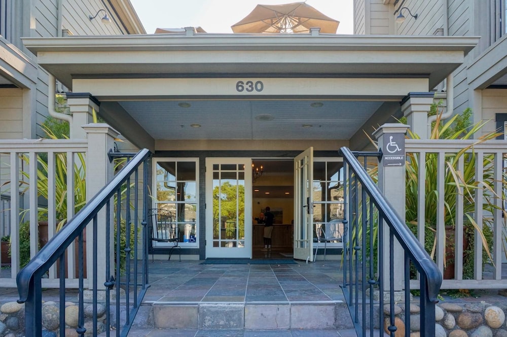 Inn At Sonoma - A Four Sisters Inn 2/62