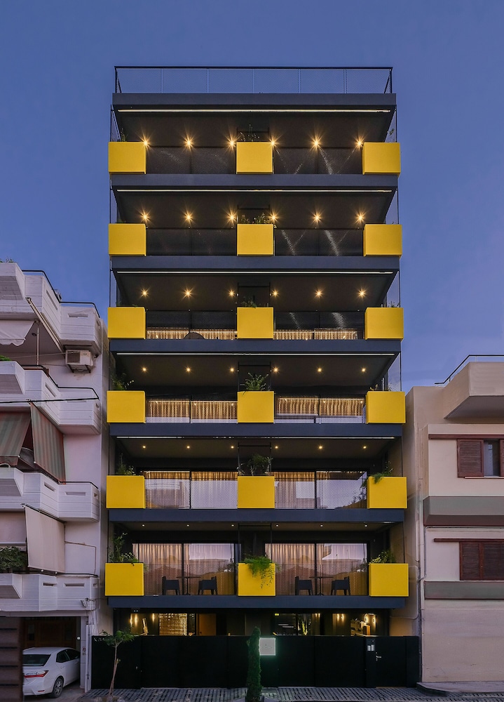 3 Pines Design Living 1/50