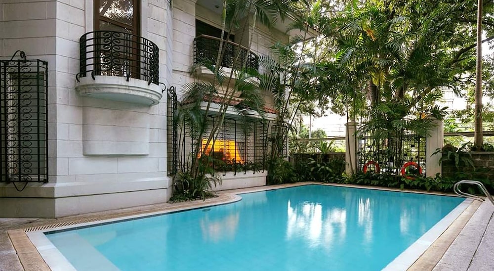 Orchid Garden Suites - Manila 60/64