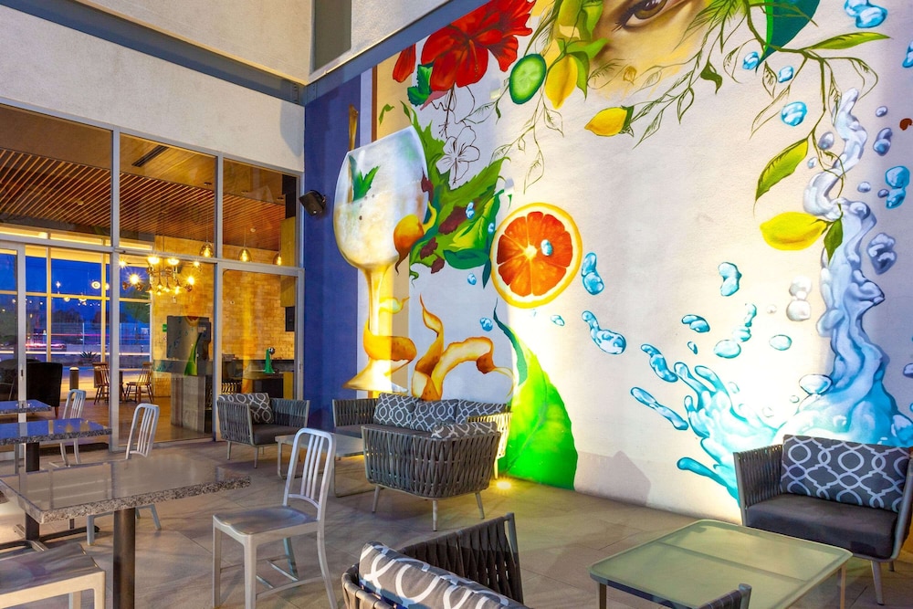 Tryp By Wyndham San Luis Potosi 4/48