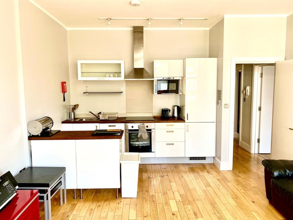 Westciti Croydon Serviced Apartments 4/50