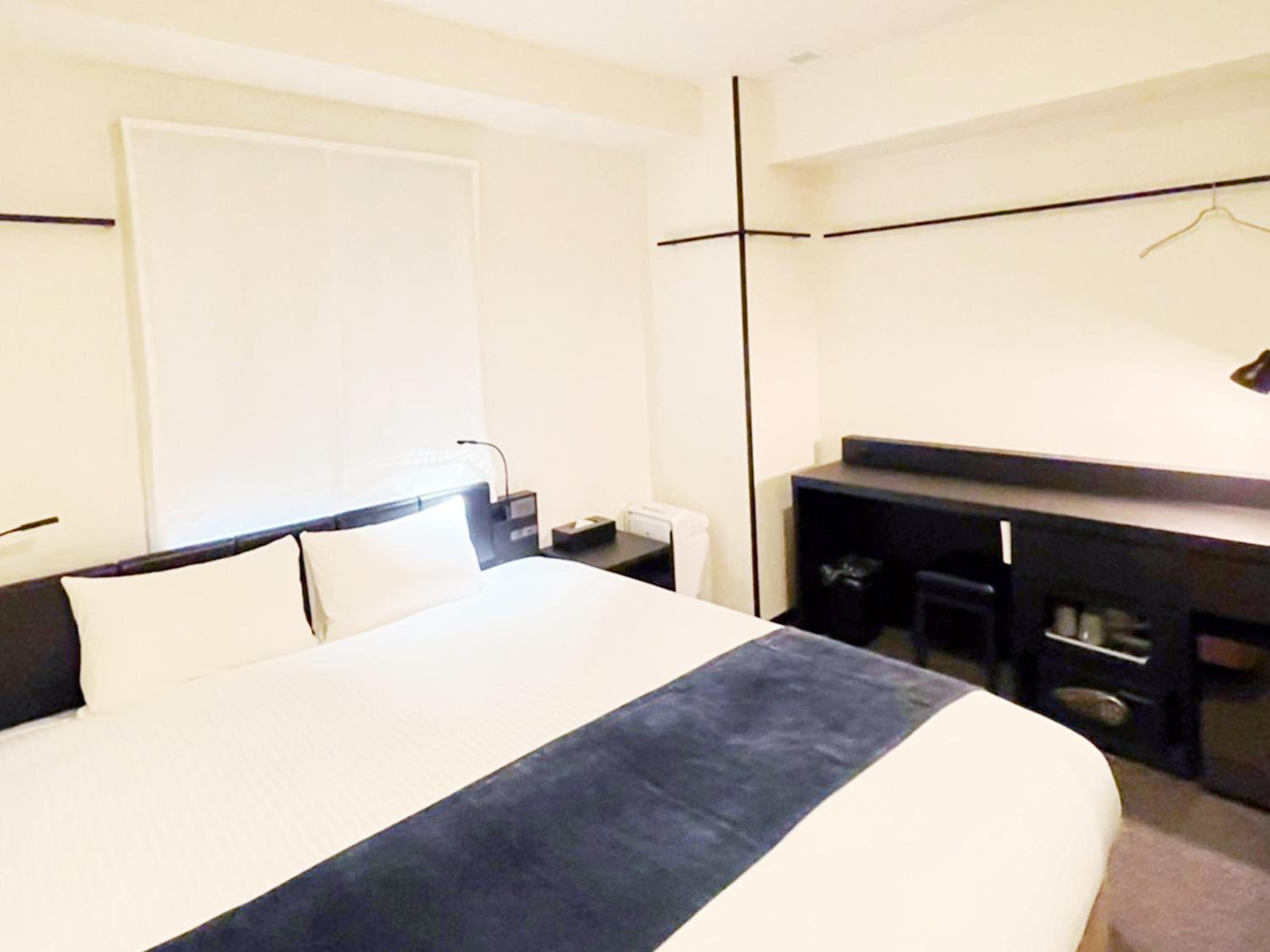 Deluxe, King Bed