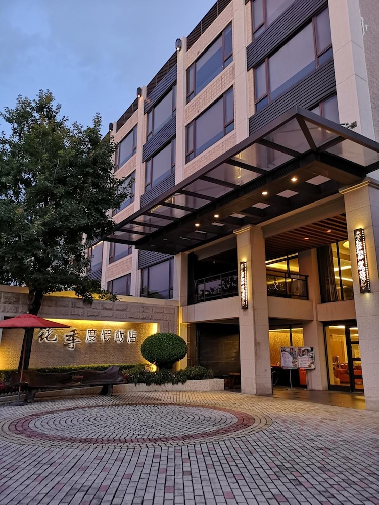 Spring Hill Resort 2/49