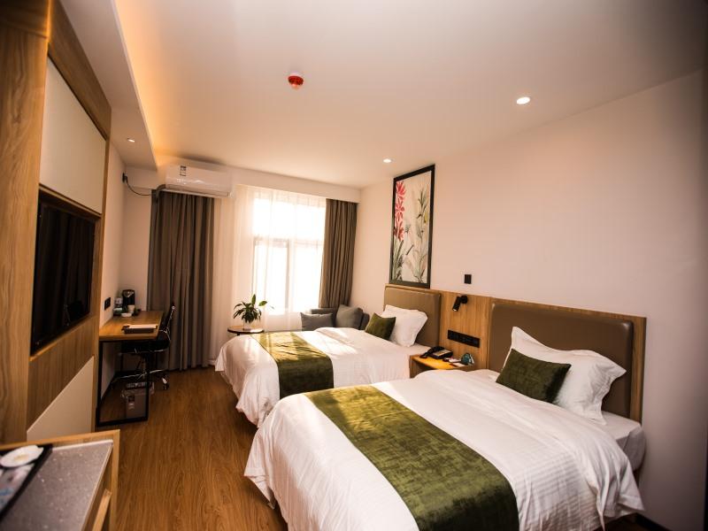 GreenTree Inn Qingdao Huangdao District Jinsha Road Jinsha Beach Hotel 8/27