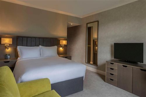 Deluxe, Double Bed