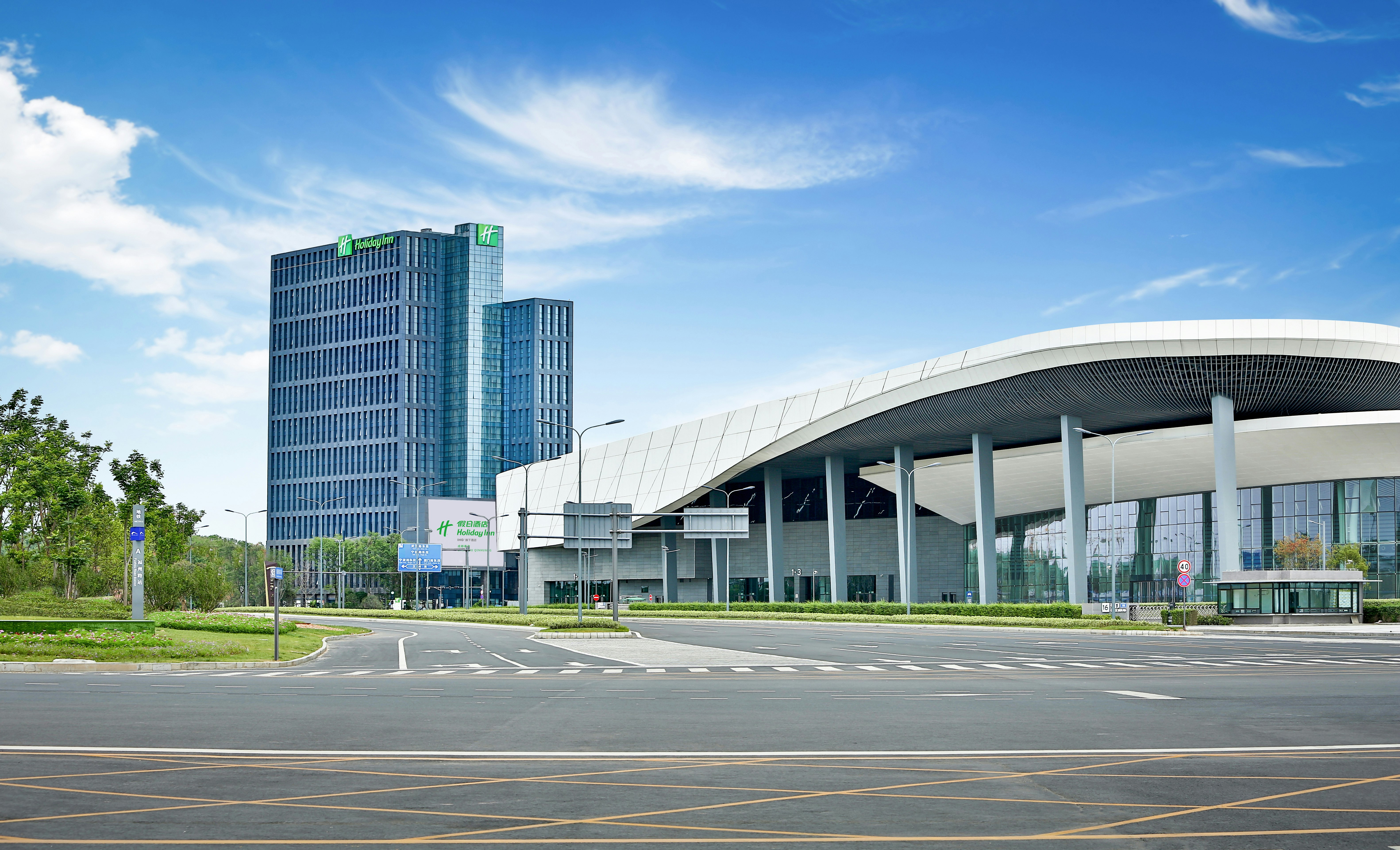 HOLIDAY INN CHENGDU QINHUANG 6/100