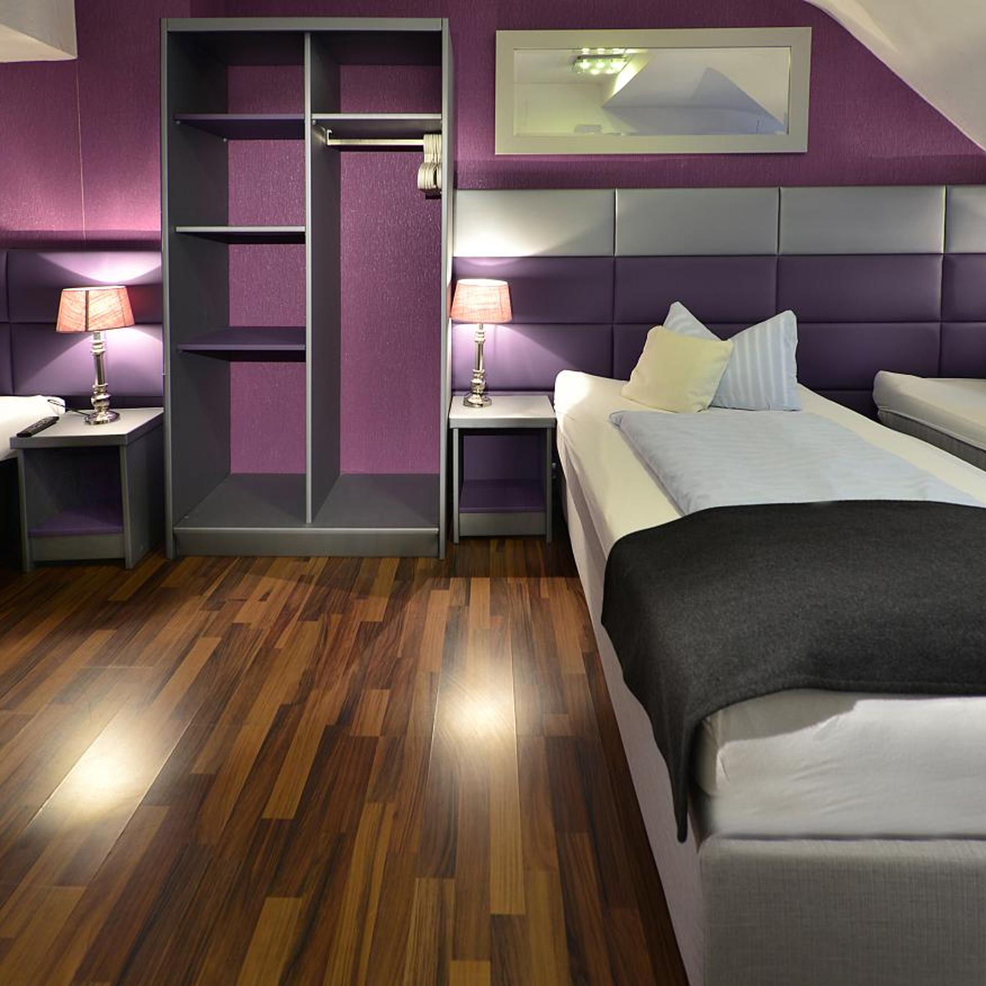 Hotel Am Wehrhahn 6/19