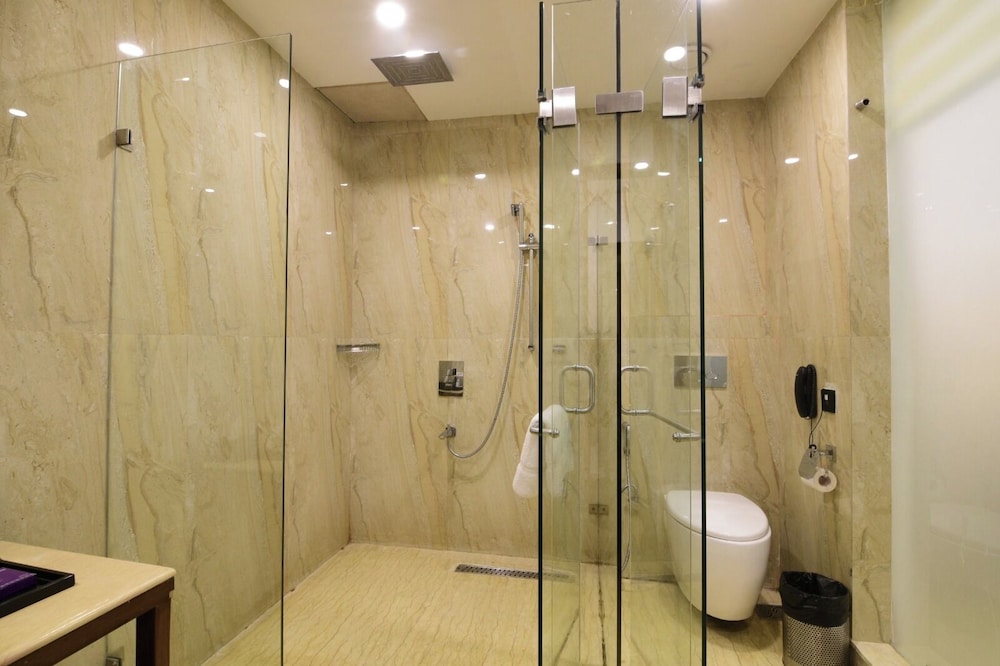 Park Regis Goa 67/69