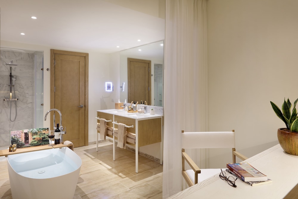 Reserve, Suite, Ocean View, Adult Only، Paradisus Palma Real Golf & Spa Resort 2/2
