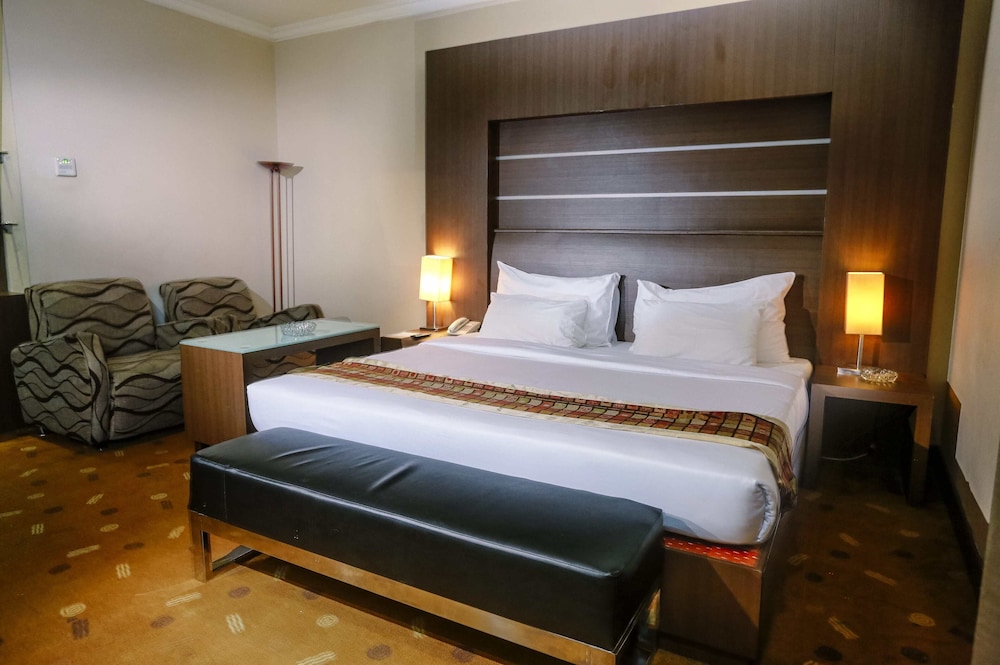 Furaya Hotel 13/37