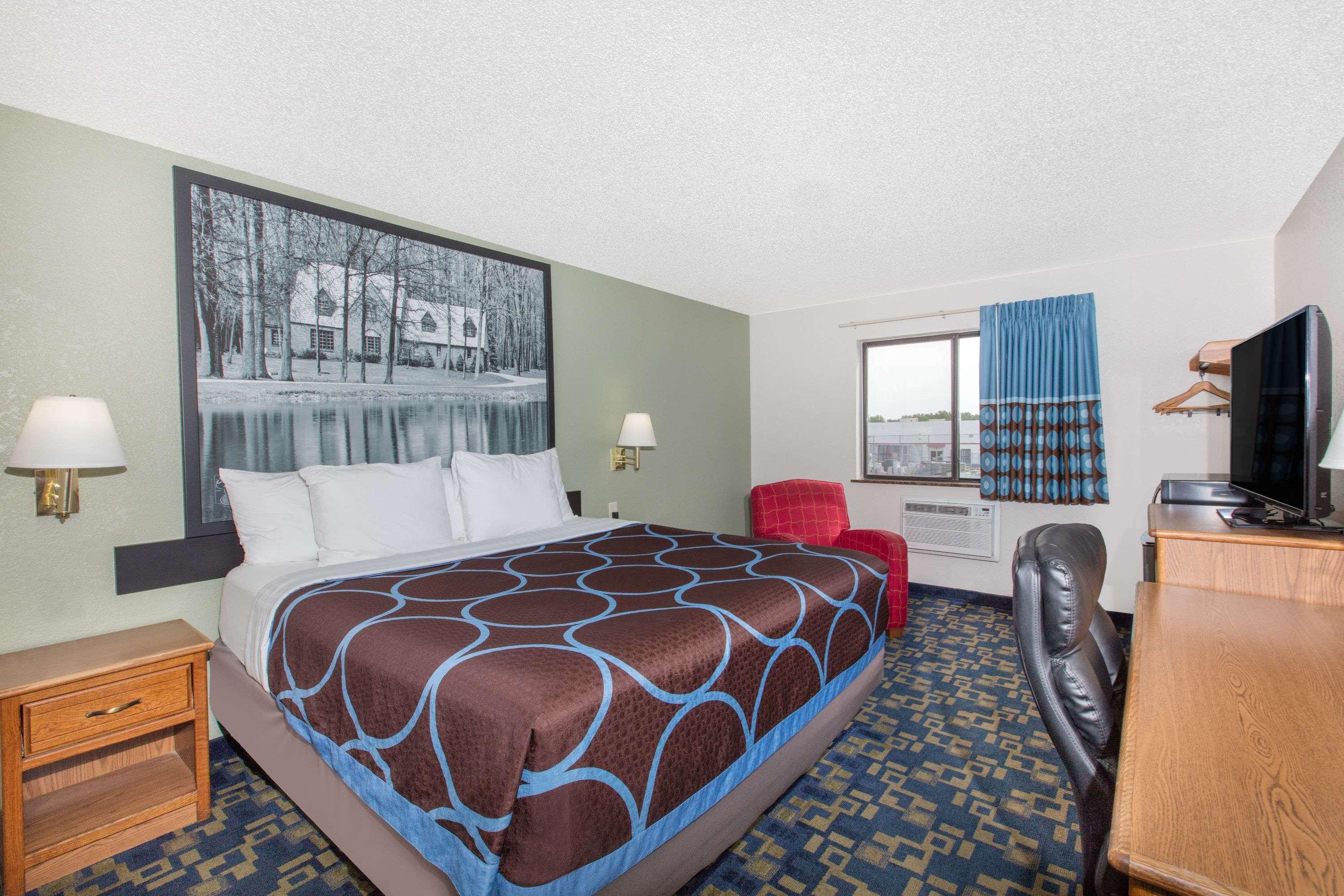 Super 8 By Wyndham Aberdeen MD 12/24