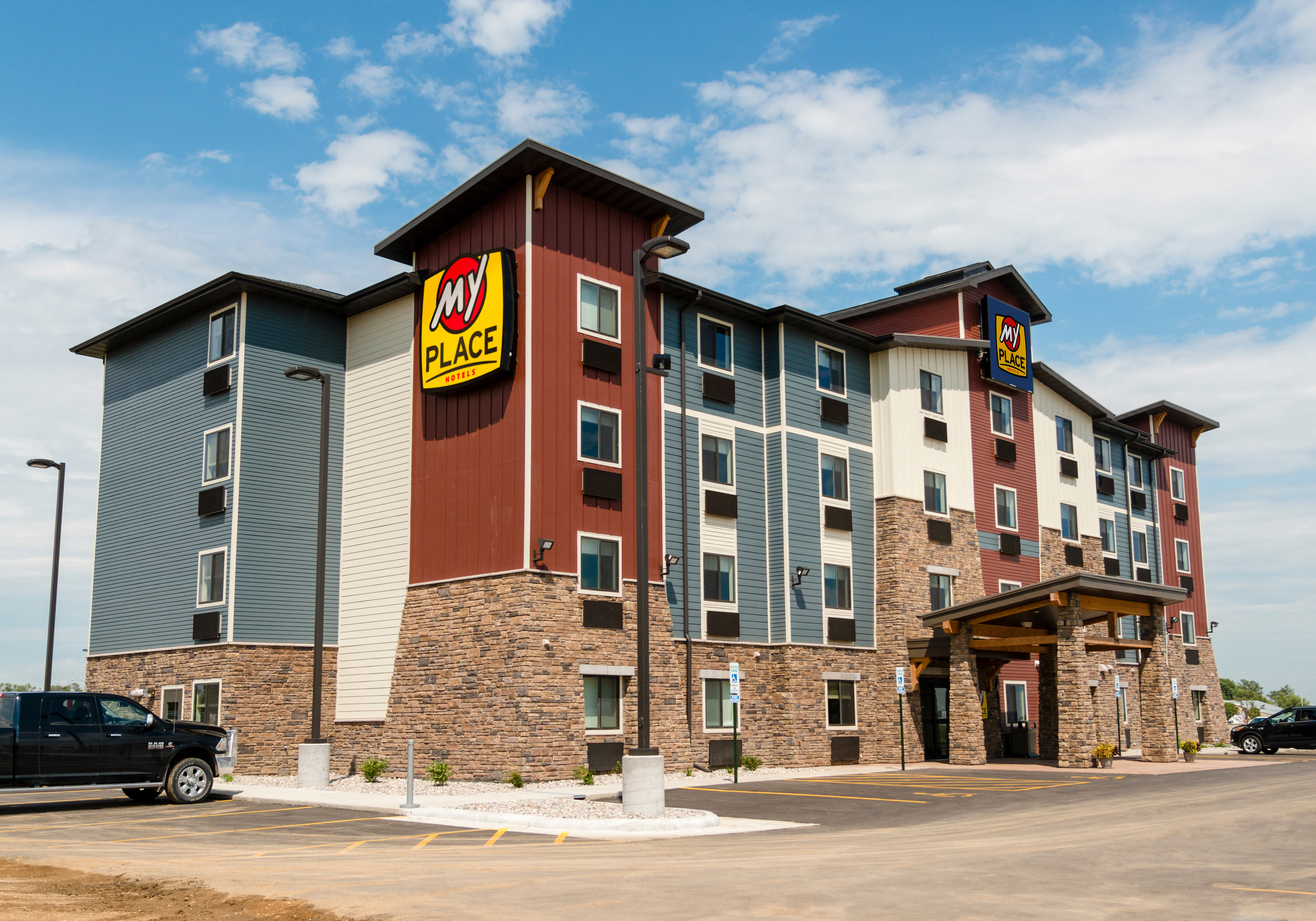 My Place Hotel Brookings 2/35