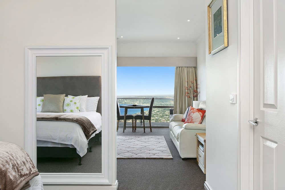 Arthurs Superb Views Luxury Retreat 10/43