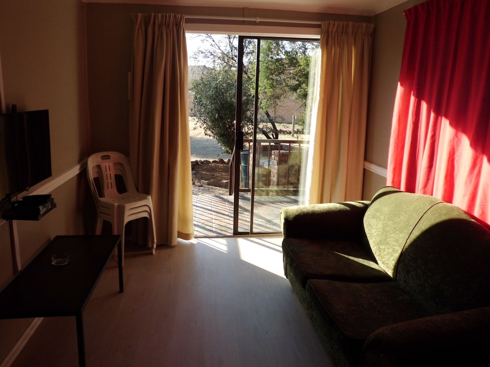 Bains Lodge 25/41