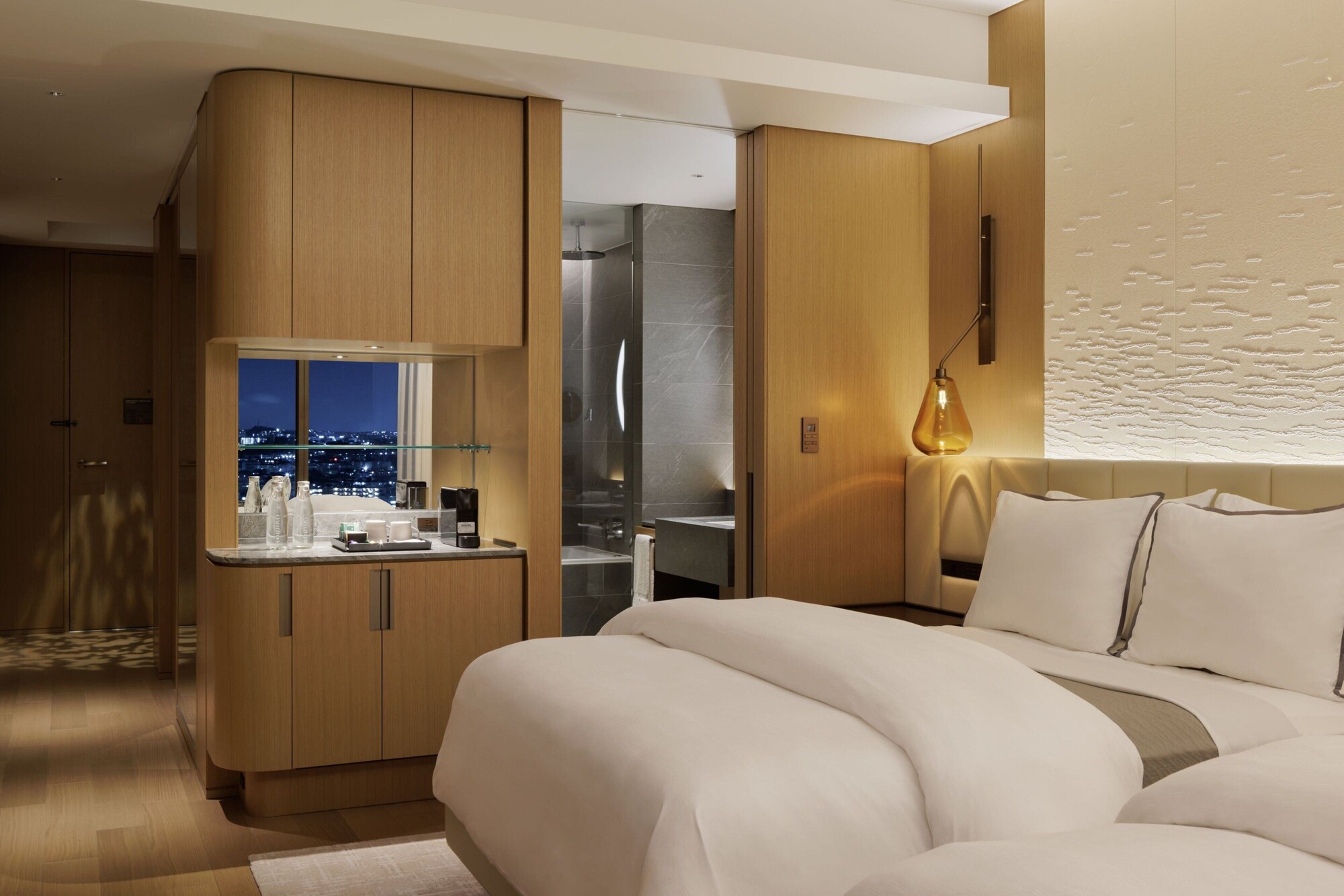 Bay, 2 Double Beds, with View