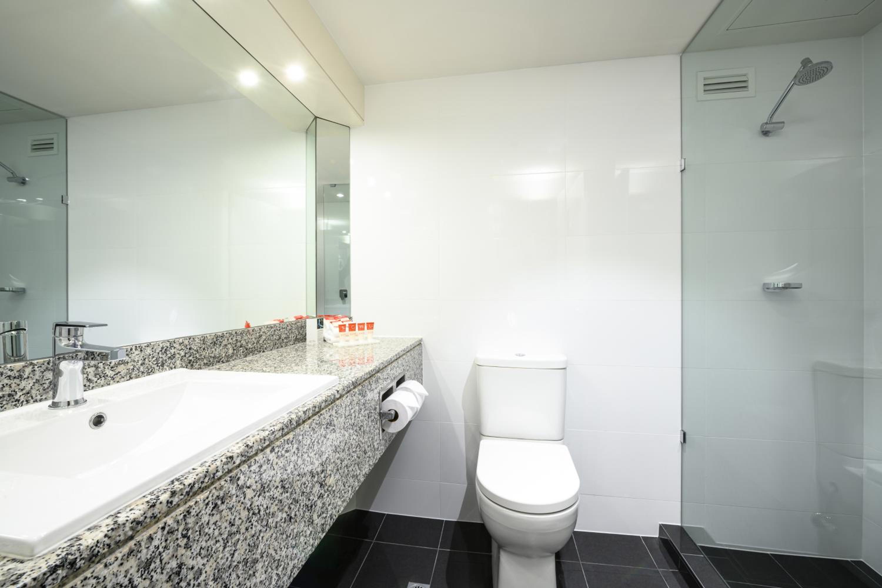 غرفة تنفيذية بسرير كينج وسرير كوين، Hotel Grand Chancellor Adelaide 4/6