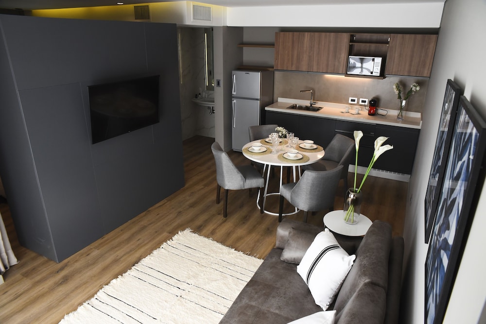 GHL Collection Hotel Soho Suites 38/44