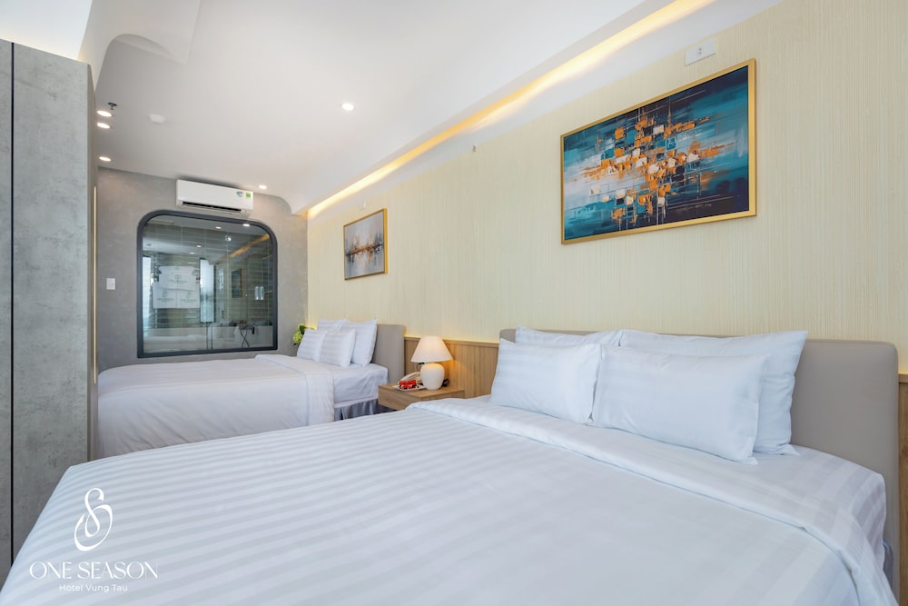 SIGNATURE, QUADRUPLE, OCEAN VIEW