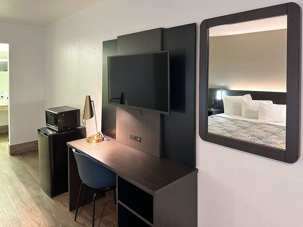 Motel6 Pooler, GA - Savannah Airport 38/50