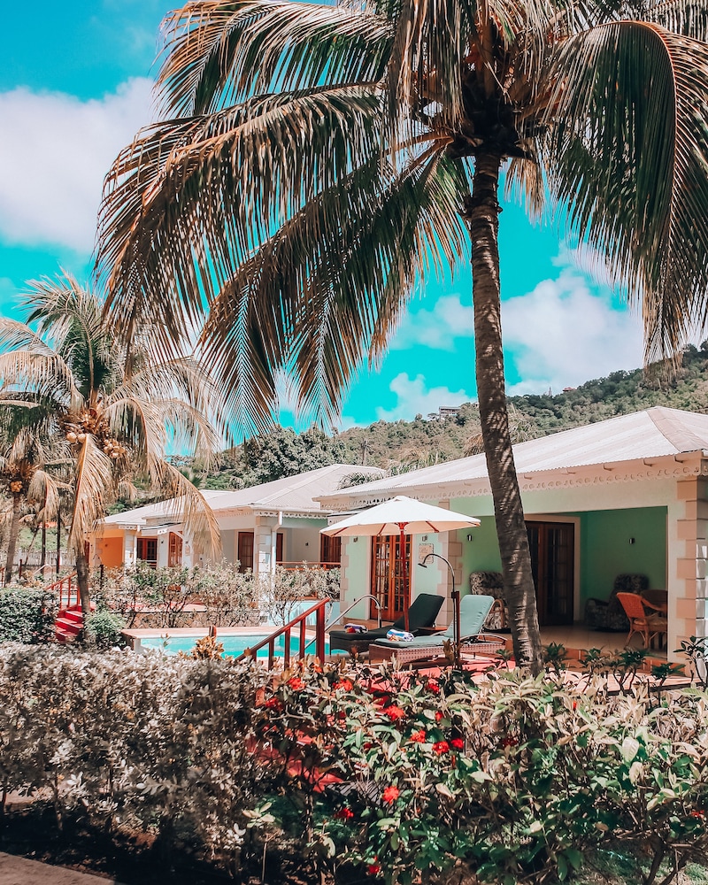 Bequia Beach Hotel 2/78