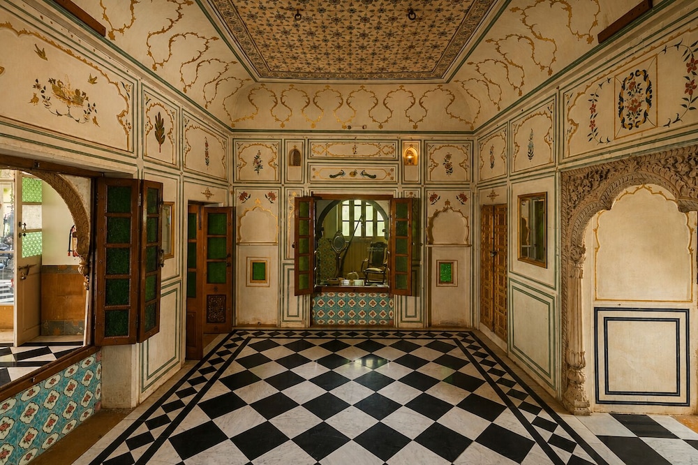 WelcomHeritage MANDIR PALACE 13/63