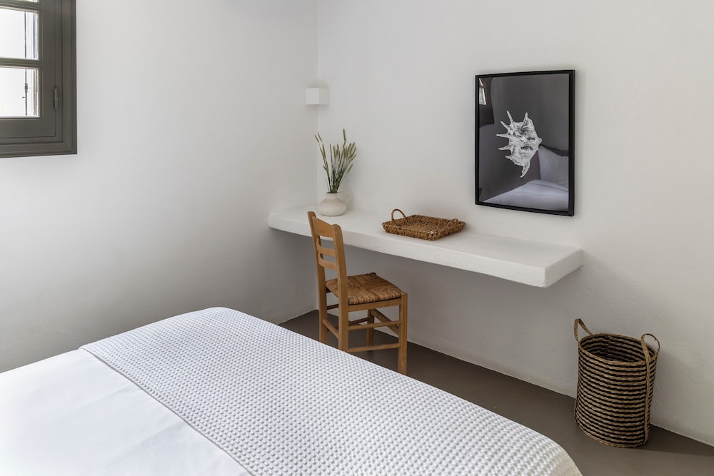 Acron Villas 15/50