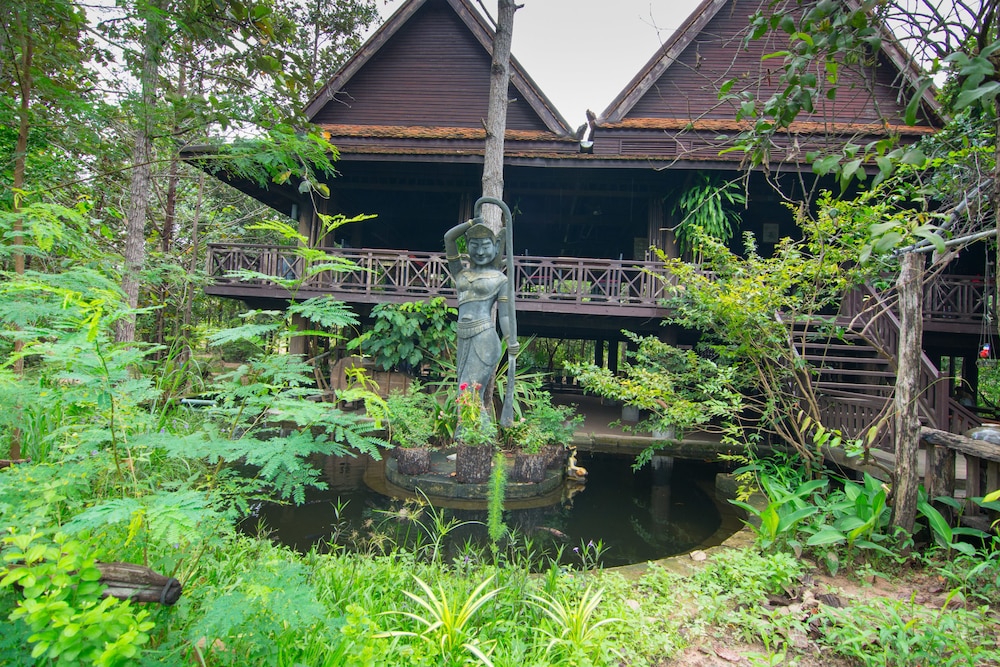 BONG THOM HOMESTAY 45/50