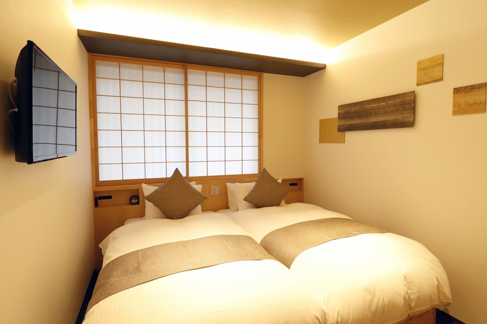 SUPERIOR, TWIN BEDS
