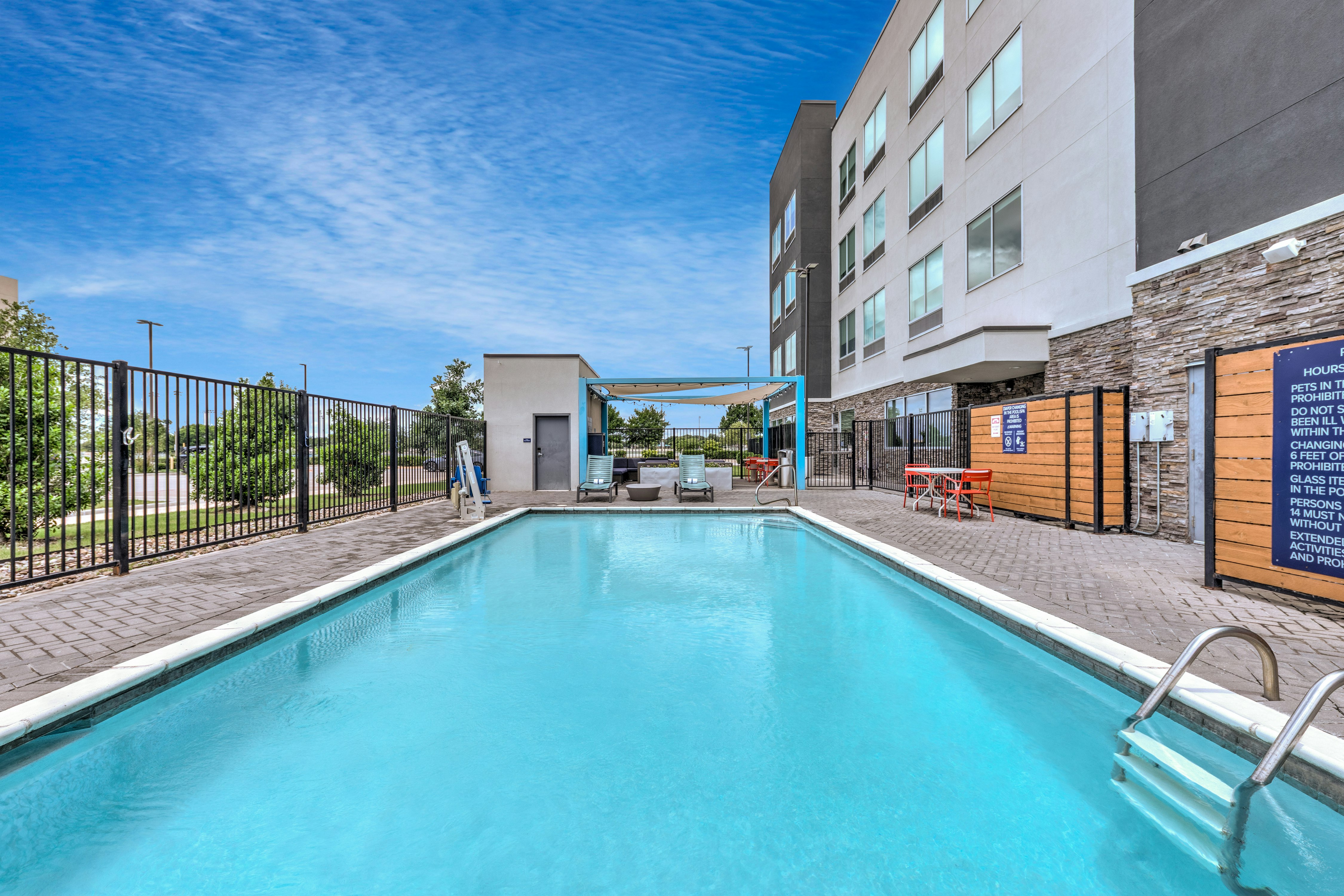 Tru By Hilton The Colony 40/42