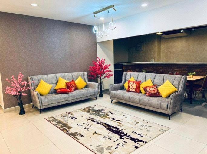 Cempaka Apartment Hotel 32/50