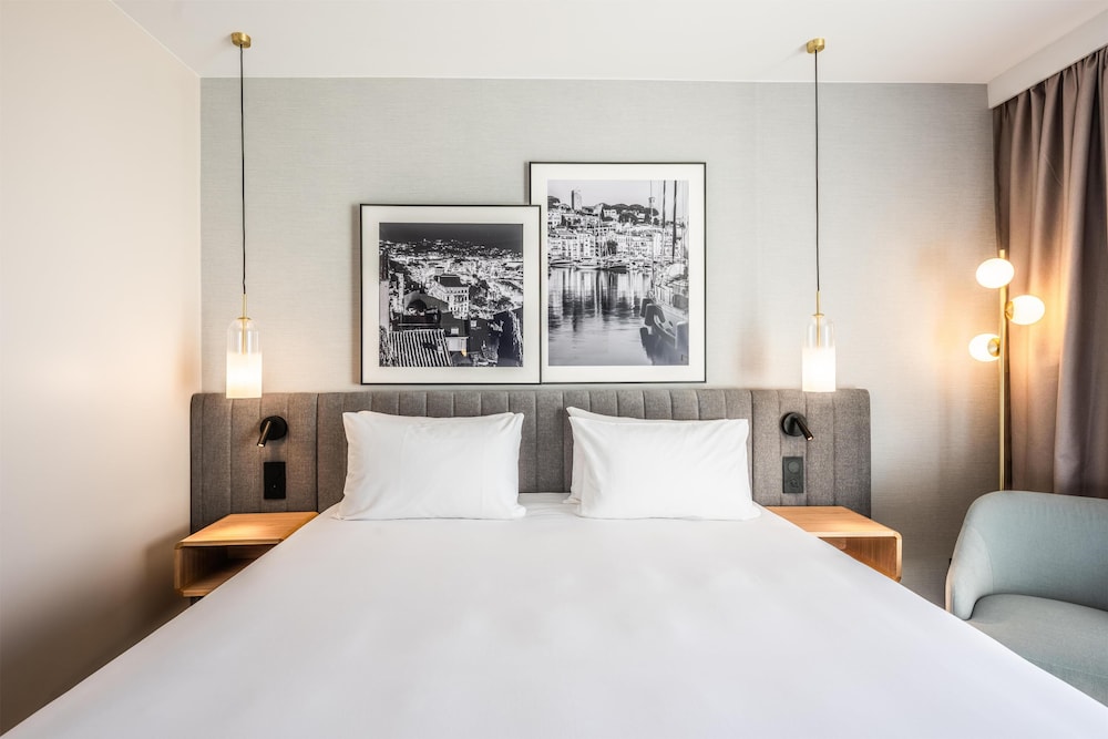 Luxotel Cannes 22/75