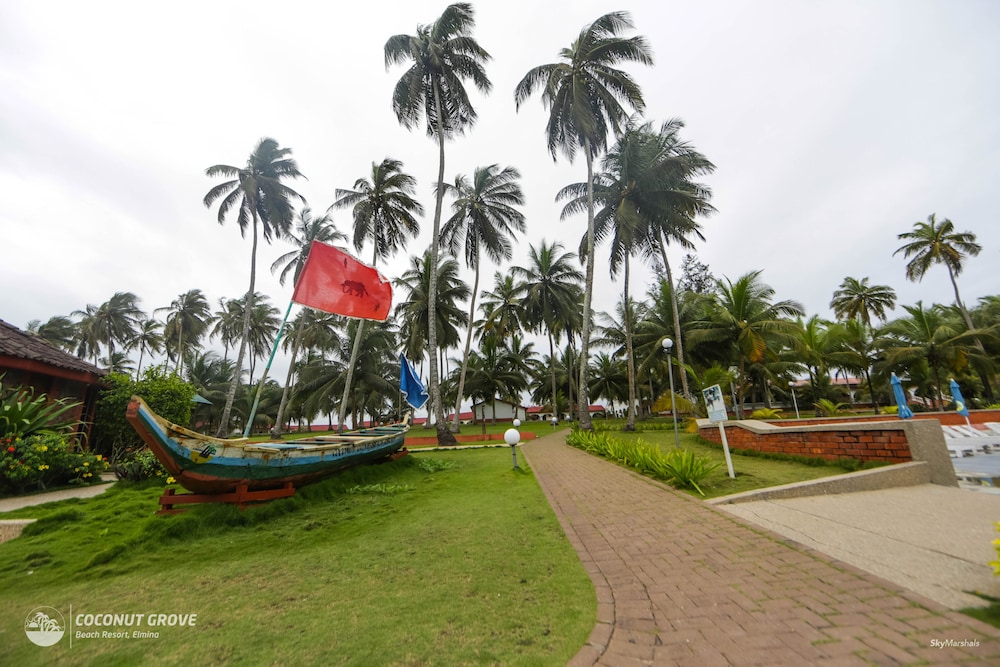 COCONUT GROVE BEACH RESORT 48/66