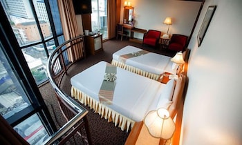 V L Hatyai Hotel 52/65