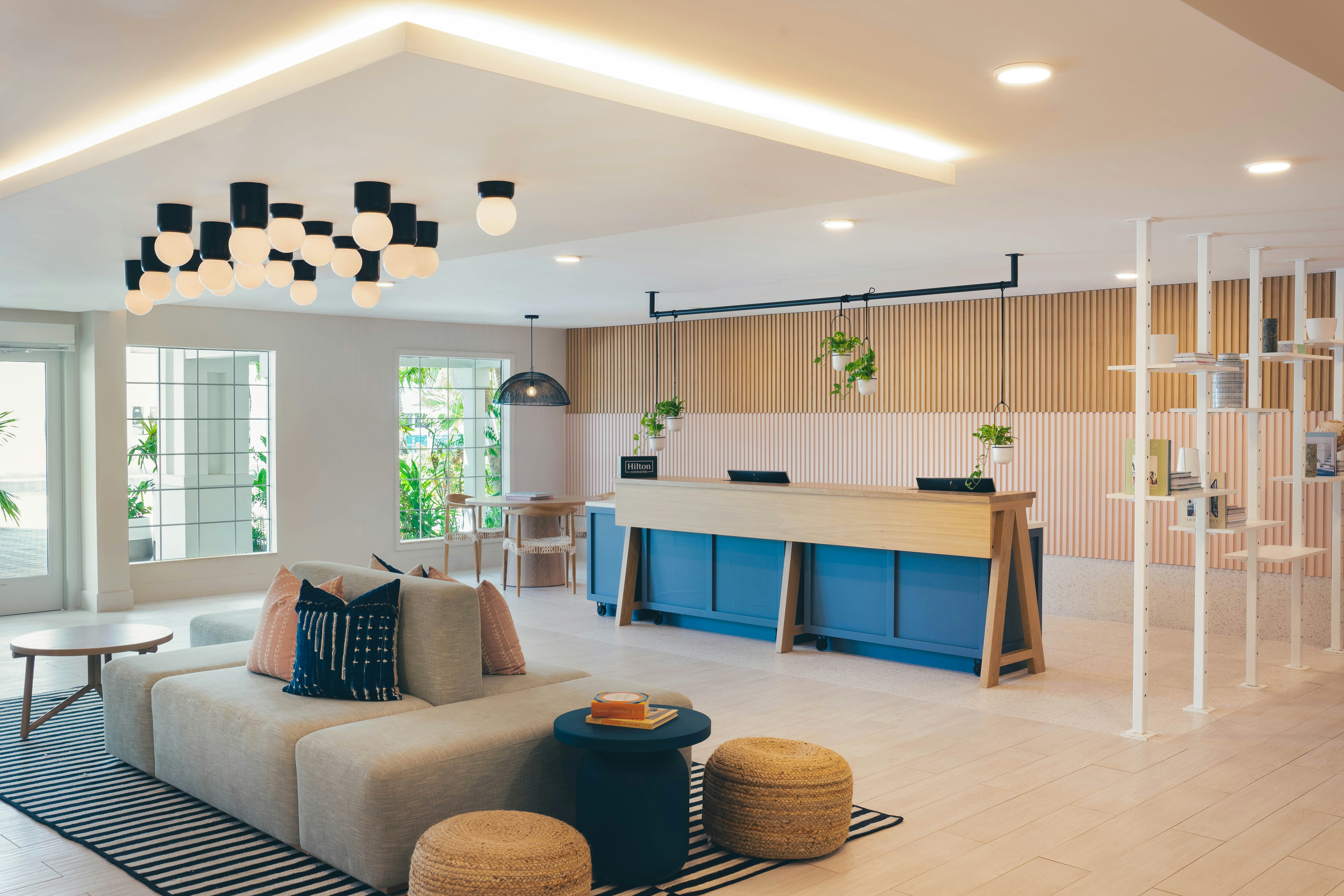 Hampton by Hilton Grand Cayman Seven Mile Beach 5/10