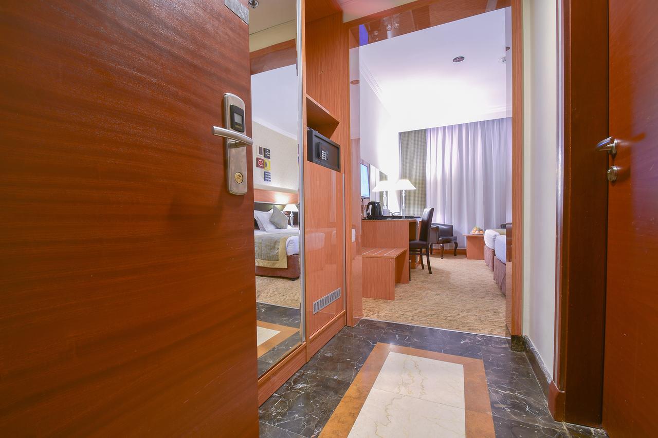 الأنصار جولدن توليب(Al Ansar Golden Tulip) 30/49