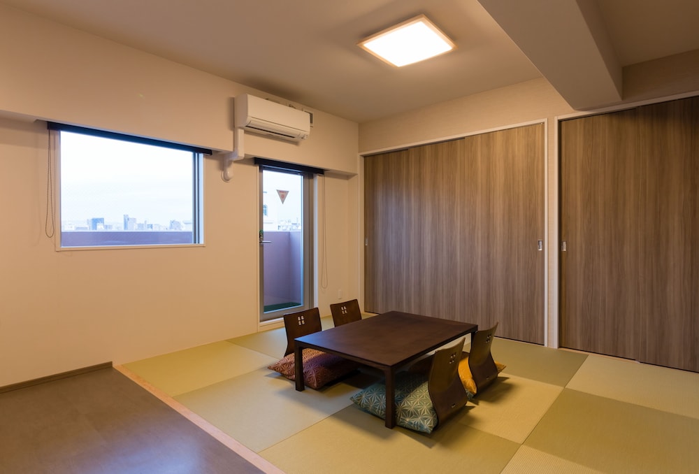 Sarasa Hotel Namba 46/63