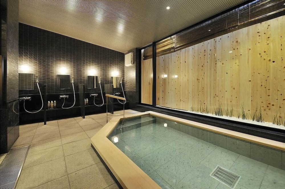 Ochanomizu Hotel Shoryukan 32/54