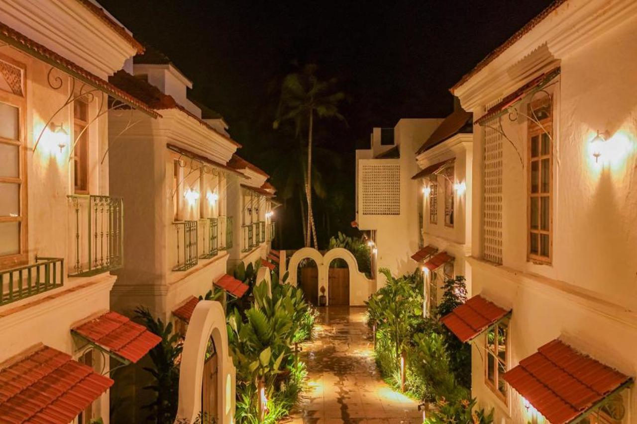 ELIVAAS Amayah Rasa 4 BHK Villa with Steam Room & Pvt Pool 24/31