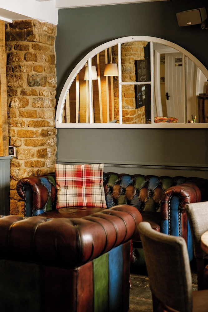 The Sun Inn 23/50