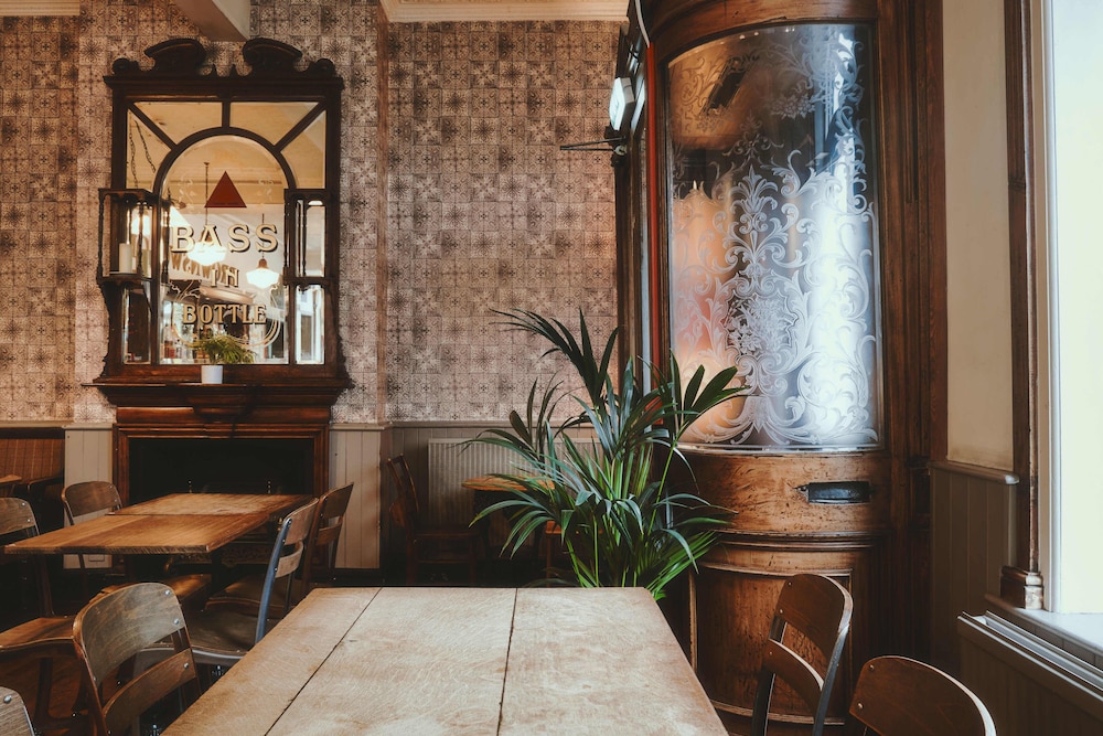 The Brownswood 36/50