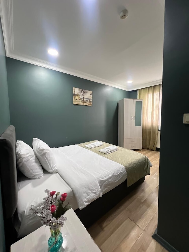Avsin Apart Hotel 7/70