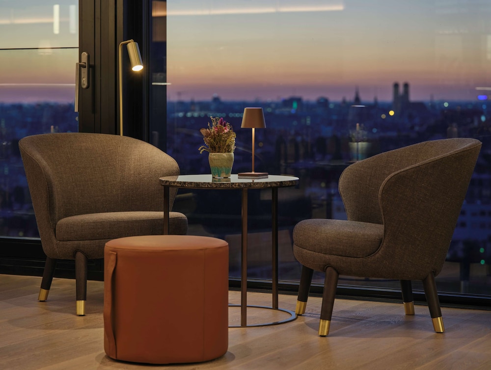 Adina Apartment Hotel Munich 44/63