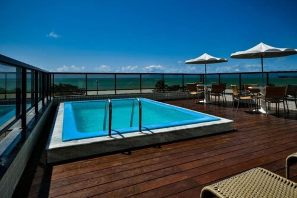 swimming pool spa
